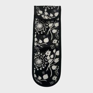 Thirty-One Flat Iron Case Black Thermal Brushstrokes